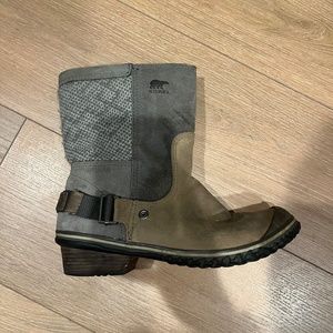 Sorel boots, size 8.5